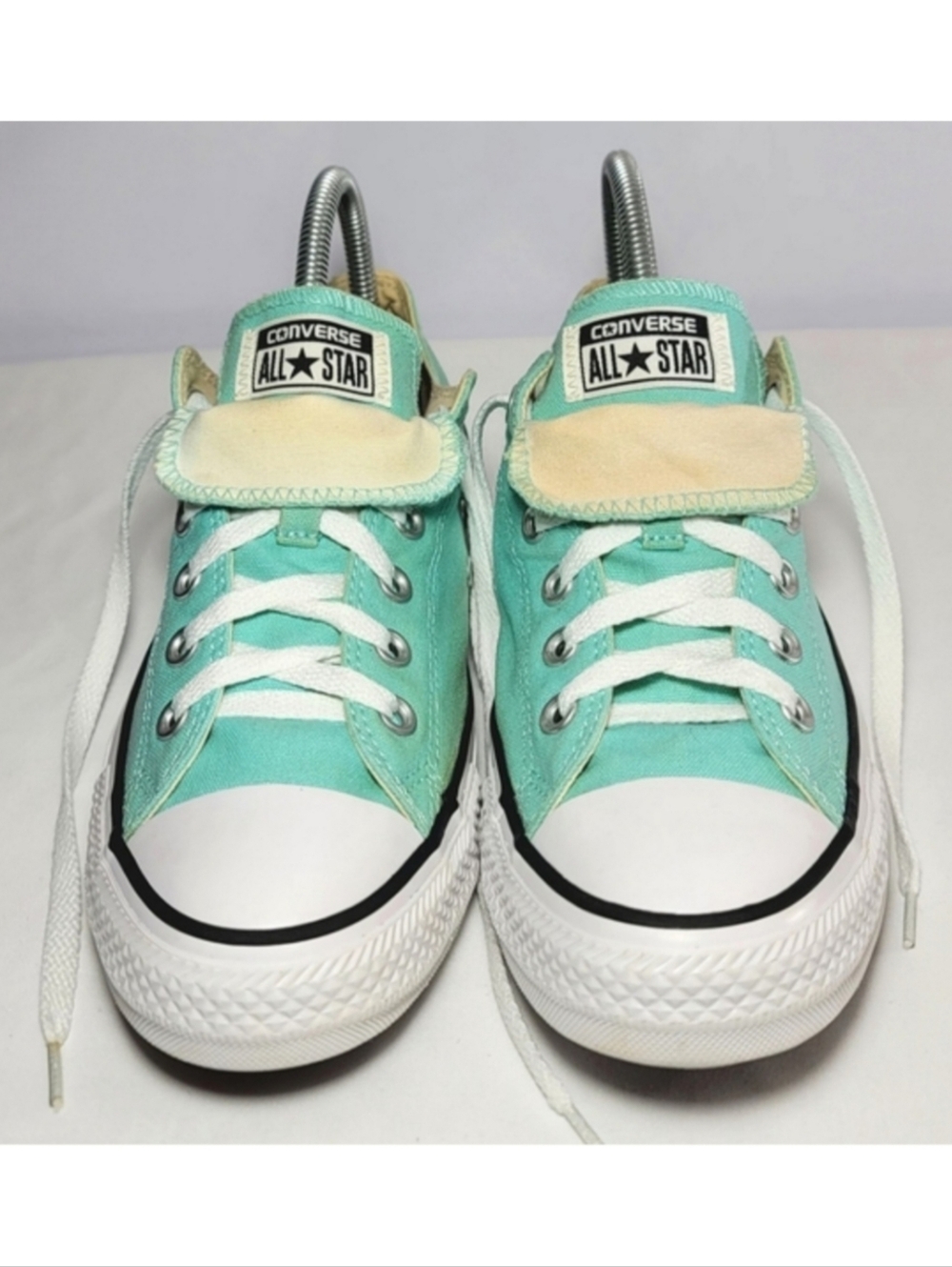 Converse Women Size 9 Sea Green Low Top sneakers.